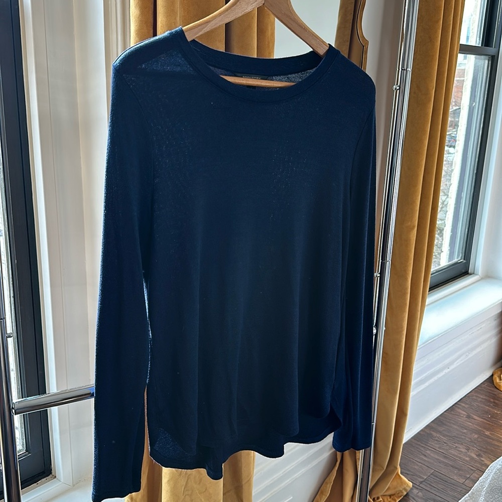 Banana Republic Luxespun, SZ Large, blue, slightly sheer long sleeved top